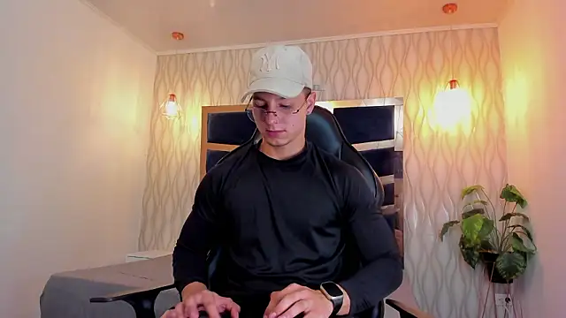 Noah Clarkk online show from March 19, 2026, 5:24 pm