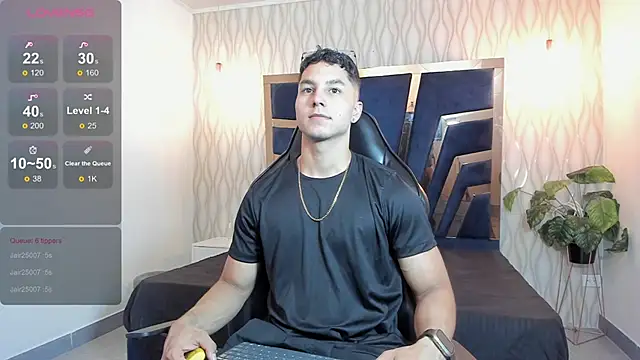 Noah Clarkk online show from April 16, 2026, 5:14 pm