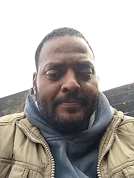 novio-de-la-tarde online show from February 12, 2026, 4:01 am