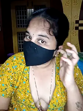 Snapshot of maduri__ chatting on February 22, 2026, 4:41 pm maduri online show from February 22, 2026, 4:41 pm