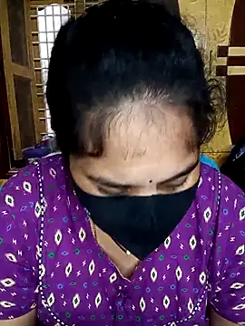 Snapshot of maduri__ chatting on February 1, 2026, 10:35 am maduri online show from February 1, 2026, 10:35 am