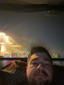 LienalWarplane online show from February 10, 2026, 8:13 am