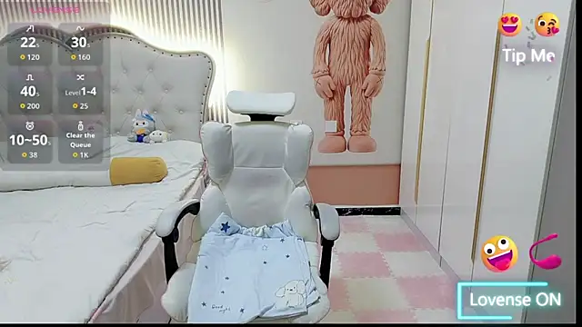 zhnzs online show from February 8, 2026, 9:51 am