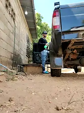 Snapshot of PIGHIGHDIRTY_p0 chatting on February 12, 2026, 5:13 pm PIGHIGHDIRTY p0 online show from February 12, 2026, 5:13 pm