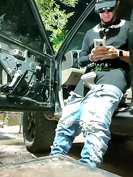 Snapshot of PIGHIGHDIRTY_p0 chatting on February 2, 2026, 6:01 am PIGHIGHDIRTY p0 online show from February 2, 2026, 6:01 am