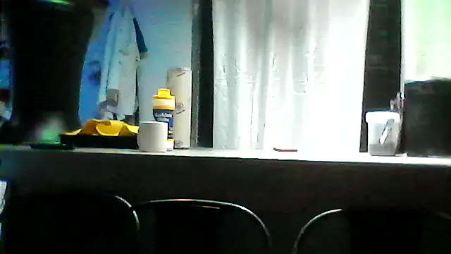 Snapshot of Burndew chatting on March 4, 2026, 4:09 am Burndew online show from March 4, 2026, 4:09 am