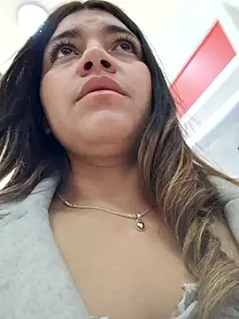 Snapshot of Ivy_enjoy chatting on February 5, 2026, 8:59 pm Ivy enjoy online show from February 5, 2026, 8:59 pm