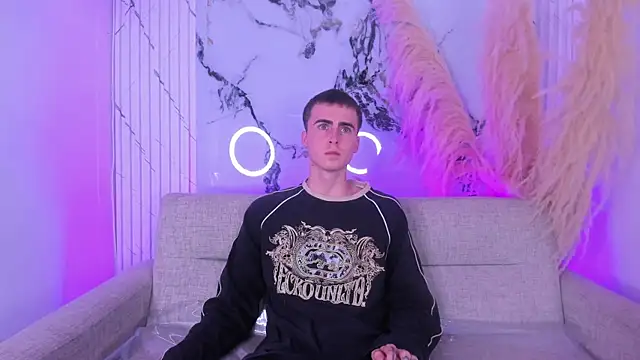 SpaceBoy1 online show from February 21, 2026, 12:01 am