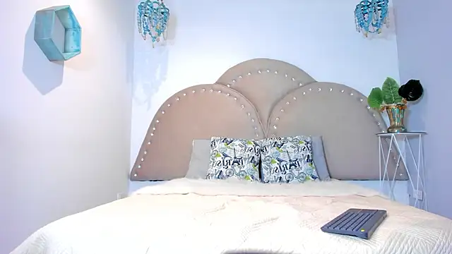 Snapshot of stefany_carterr chatting on February 5, 2026, 8:04 pm stefany carterr online show from February 5, 2026, 8:04 pm