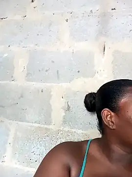 Snapshot of bonita_ chatting on February 19, 2026, 9:01 pm bonita online show from February 19, 2026, 9:01 pm