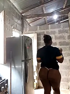 Snapshot of bonita_ chatting on February 11, 2026, 1:55 pm bonita online show from February 11, 2026, 1:55 pm