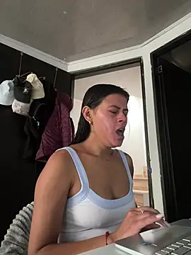 Snapshot of anna-evans09 chatting on January 13, 2026, 6:56 pm anna-evans09 online show from January 13, 2026, 6:56 pm