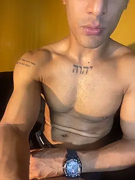 Maicol xxxx online show from February 4, 2026, 11:38 am