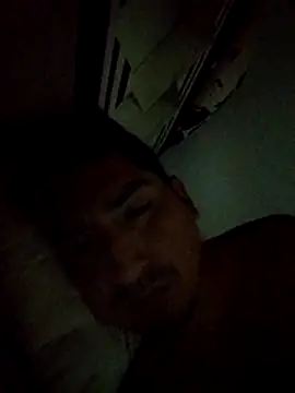 Snapshot of Yrresistible666 chatting on January 14, 2026, 10:41 am Yrresistible666 online show from January 14, 2026, 10:41 am