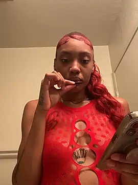 Snapshot of Davineniy chatting on February 19, 2026, 7:49 am Davineniy online show from February 19, 2026, 7:49 am