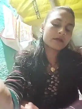 Cuty priti online show from February 20, 2026, 5:04 pm