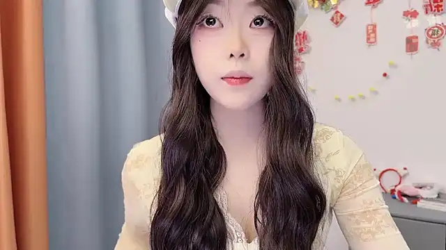 smalldaisy online show from March 15, 2026, 2:40 am