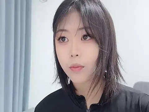 smalldaisy online show from December 22, 2025, 2:01 am