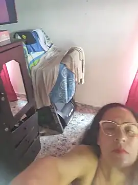 KiaraFoster online show from June 3, 2026, 2:33 pm