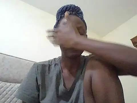 Snapshot of SimplyHer chatting on January 11, 2026, 11:39 am SimplyHer online show from January 11, 2026, 11:39 am