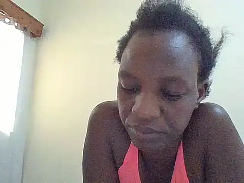 Snapshot of SimplyHer chatting on January 9, 2026, 5:58 am SimplyHer online show from January 9, 2026, 5:58 am