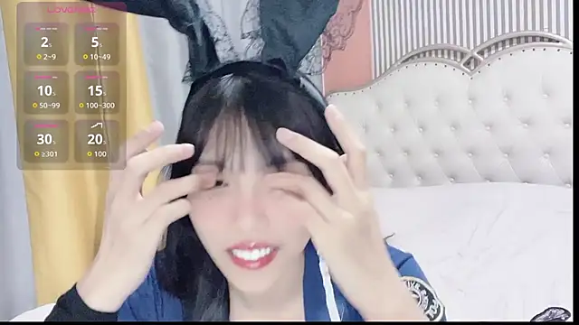 Snapshot of zhnmjx2025 chatting on December 22, 2025, 3:45 pm zhnmjx2025 online show from December 22, 2025, 3:45 pm