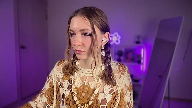 KellySunn online show from March 30, 2026, 8:16 am