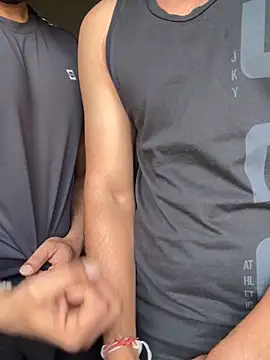 Snapshot of The_AlphaDuo chatting on December 21, 2025, 3:41 am The AlphaDuo online show from December 21, 2025, 3:41 am