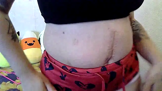 GabbyDaniella online show from February 4, 2026, 8:37 pm