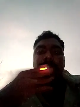 Tamilpaiyan07 online show from April 17, 2026, 12:13 am