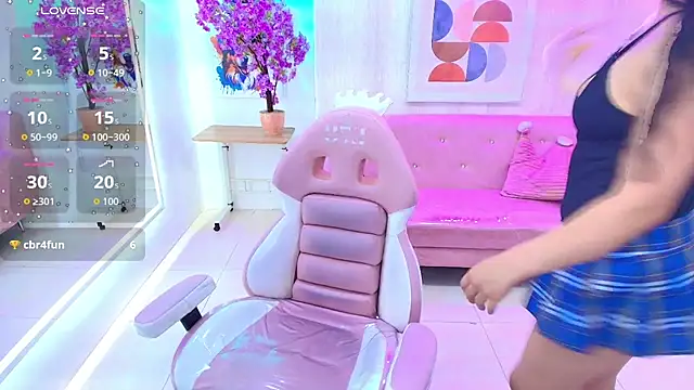 Charlotte milleers online show from January 7, 2026, 3:55 am