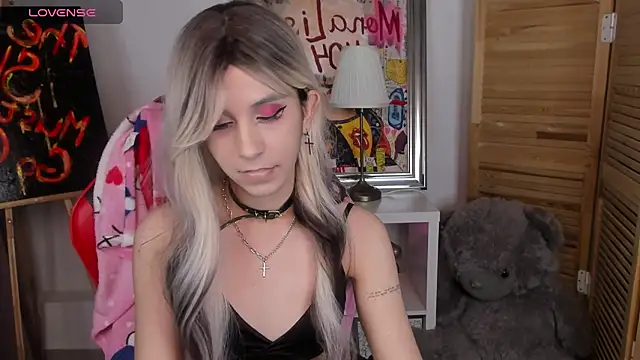 lesilos online show from March 12, 2026, 1:44 am