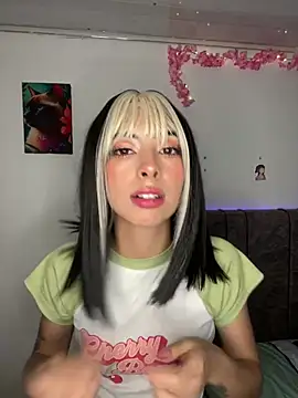 junorise23 online show from January 11, 2026, 3:57 am