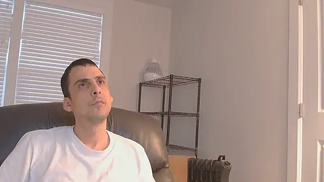 Snapshot of SissyJosh chatting on May 21, 2026, 11:35 pm SissyJosh online show from May 21, 2026, 11:35 pm