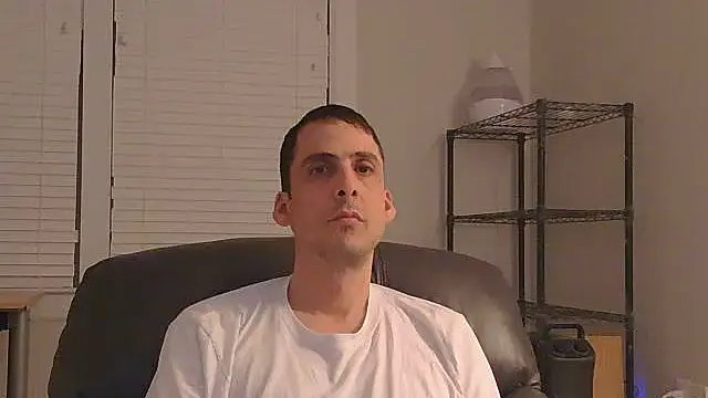 Snapshot of SissyJosh chatting on February 8, 2026, 4:21 am SissyJosh online show from February 8, 2026, 4:21 am