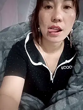 boiboi001 online show from March 6, 2026, 12:44 pm