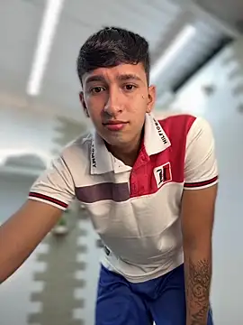 Snapshot of neithan_sleitherx chatting on February 18, 2026, 1:07 pm neithan sleitherx online show from February 18, 2026, 1:07 pm