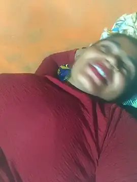 Snapshot of Madhu_cute chatting on February 28, 2026, 4:17 pm Madhu cute online show from February 28, 2026, 4:17 pm