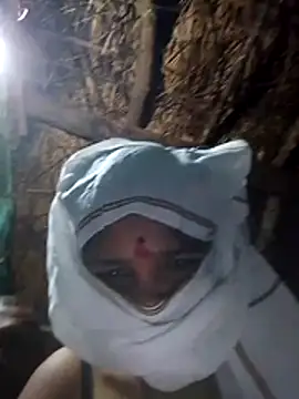 Snapshot of Rajni_hote chatting on February 9, 2026, 3:32 pm Rajni hote online show from February 9, 2026, 3:32 pm