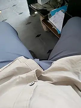 hydhunk26 online show from March 16, 2026, 4:53 am