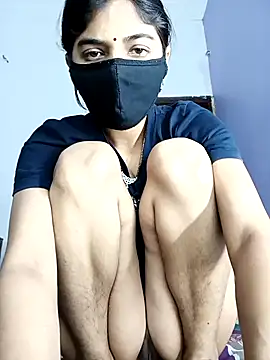 Snapshot of Curvy_Kavya chatting on February 19, 2026, 7:38 am Curvy Kavya online show from February 19, 2026, 7:38 am