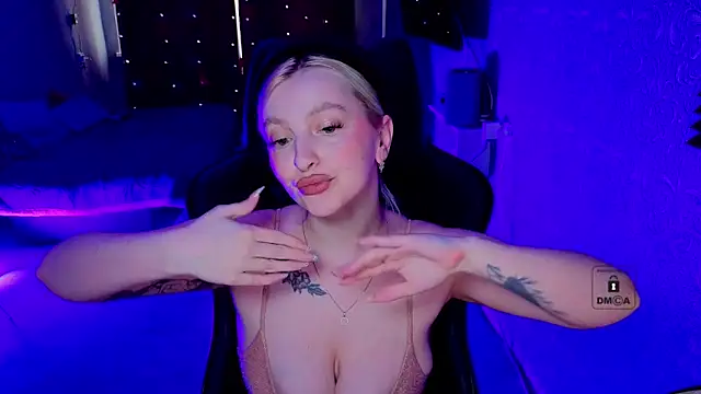 Eva Vibe  online show from March 27, 2026, 10:16 am