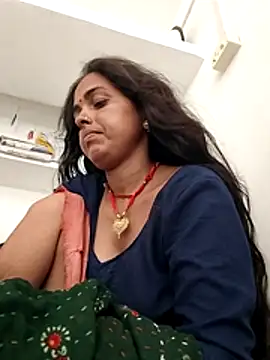 Snapshot of Mahima_rani34 chatting on July 19, 2026, 9:50 am Mahima rani34 online show from July 19, 2026, 9:50 am