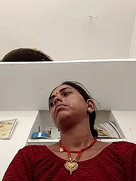 Snapshot of Mahima_rani34 chatting on July 18, 2026, 8:45 am Mahima rani34 online show from July 18, 2026, 8:45 am