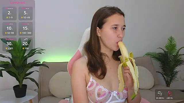 Snapshot of JesseCaits chatting on February 6, 2026, 2:02 pm JesseCaits online show from February 6, 2026, 2:02 pm