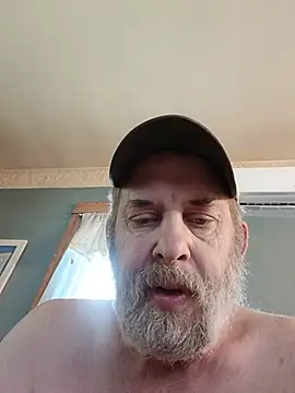 FragrantToe529 online show from May 14, 2026, 2:03 pm