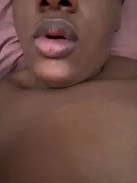 amorasecy online show from March 19, 2026, 1:00 pm