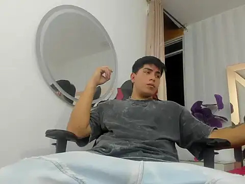 ThomasThund online show from January 14, 2026, 2:59 am