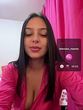 Snapshot of jujuarantes__2026 chatting on July 22, 2026, 2:52 pm jujuarantes 2026 online show from July 22, 2026, 2:52 pm