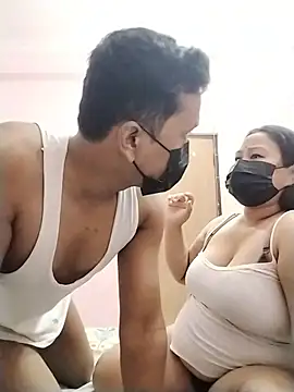 DesiSeductress online show from February 25, 2026, 5:13 pm